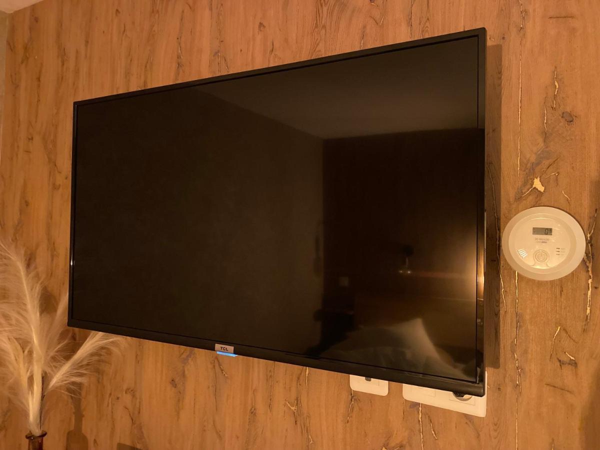 L'Esprit Zen: Tranquil City Center Stay in Verdun Exterior photo
